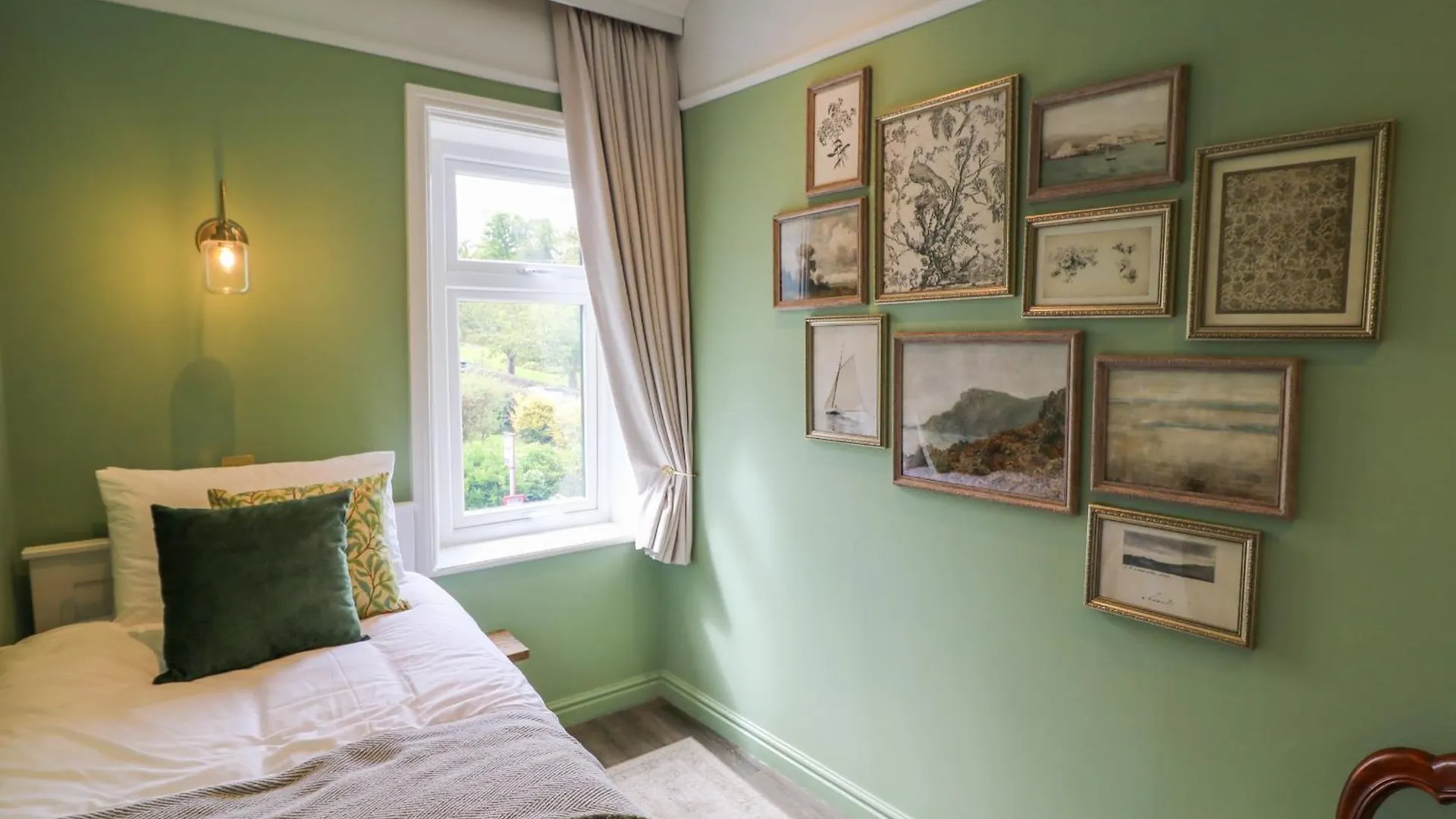Wildfell Cottage Keighley